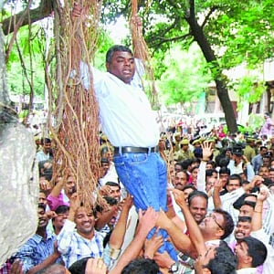 Tension in Hyderabad over anti-T rally