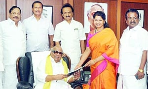 Kanimozhi filing papers adds to RS poll twist in Tamil Nadu