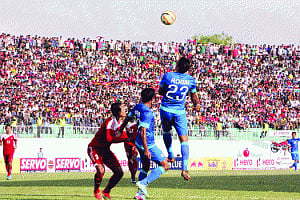 Hapless India in semis