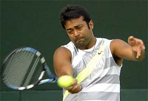 Paes-Stepanek in US Open final; Sania-Jie beaten