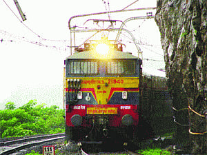 Rlys looks at N-option to cut power bill
