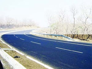 MoRTH takes BOT-Annuity mode for 3 highway works