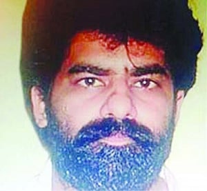 Bhatkal aide flees custody
