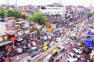 Rickshaw lane will clog Chandni Chowk: Police