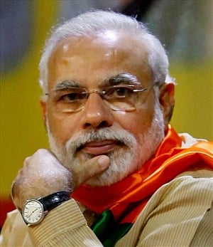 Congress will field CBI in elections: Modi