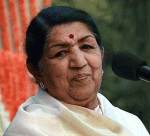 Big B, Hema wish lata Mangeshkar on her 84th b'day