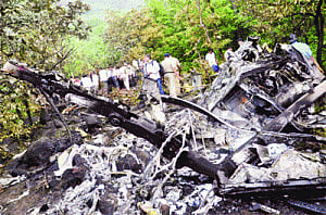 Five killed in chopper crash in Thane