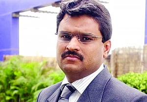 NSEl payment crisis: lookout notice issued against Jignesh Shah