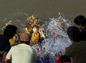 HC bans immersion of idols in Ganga, Yamuna