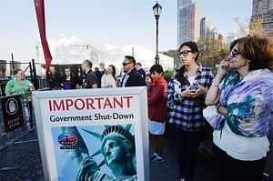 US locked in political impasse; shudown continues