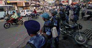 Telangana issue: Curfew relaxed for 9 hrs in Vizianagaram
