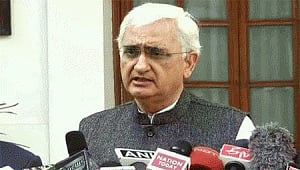 India, Pakistan not at 'resumed talks' stage: Khurshid