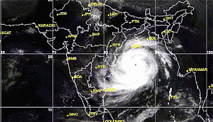 Cyclone Phailin is 150 km away from Gopalpur, moving at 15kmph