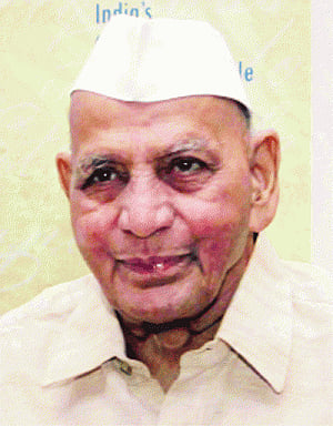 Ex-Cong leader Mohan Dharia, who opposed Emergency, dead