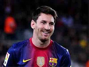Messi returns to Barcelona training