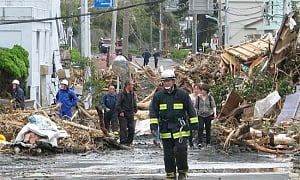 13 dead, 50 missing as typhoon lashes Tokyo area
