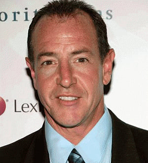 Michael lohan defends lindsay