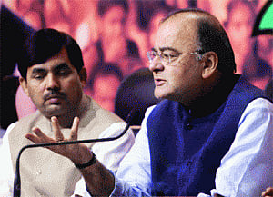 Jaitley questions Nitish for ignoring IB inputs