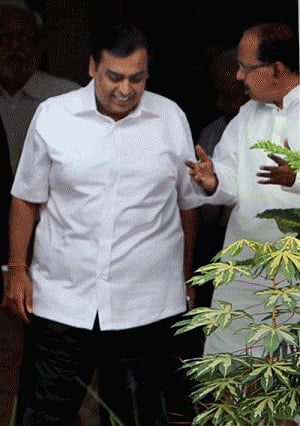 Mukesh Ambani remains India's richest person