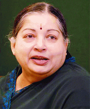 SC notice to Karnataka on Jaya's DA plea