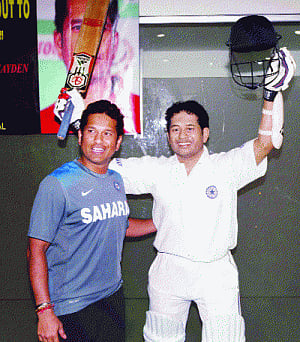 Tendulkar mania grips Kolkata