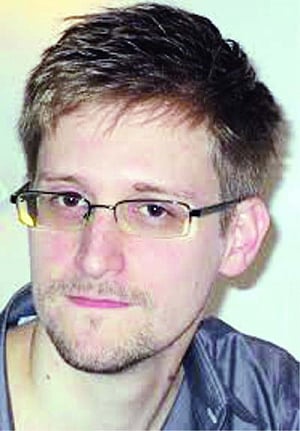 Snowden receives German 'Whistleblower Prize'