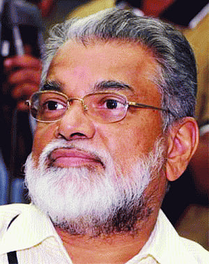 Scribes protest against T at ISRO chief's Press meet