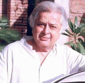 Shashi Kapoor's hand imprint tile to be unveiled