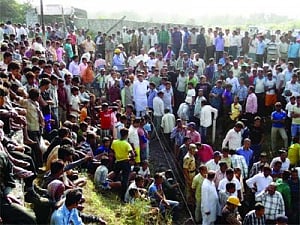 4 miners killed, many trapped at Nirsa
