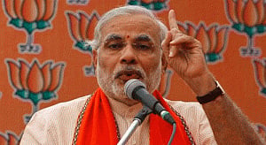 Modi attacks Nehru-Gandhi family again