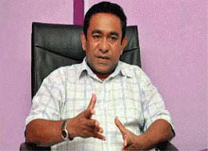 Yameen sworn in as new Maldivian President