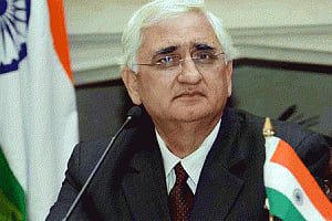 India will continue to back Afghanistan's rebuilding: Khurshid