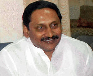 Creation of Telangana will create "bigger problems": Reddy