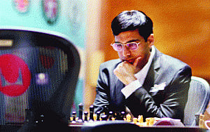 Anand breaks losing streak
