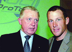 Armstrong seeks dismissal of fraud case