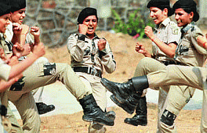 BJP: Will form Women Commando Force to fight crimes in Delhi