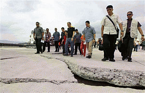 Philippine typhoon toll rises to 5,632