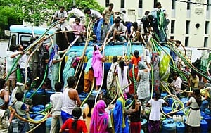 Delhi thirsty to end water crisis