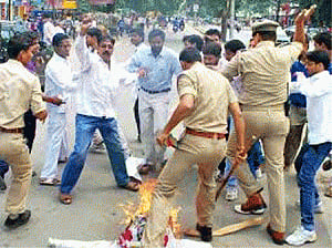 Muzaffarnagar riots: SIT filed charge sheets against 3 accused
