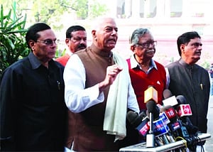 Opp raps Speaker for adopting fabricated JPC report sans debate