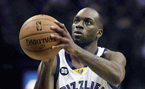 NBA: Pondexter out with foot injury