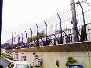 Theft exposes chink in DMRC's armour