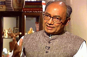 Digvijay targets Modi over Run for Unity