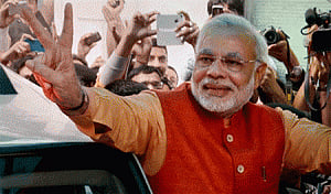 Modi leads BJP's 'run for unity' on Patel's death anniversary
