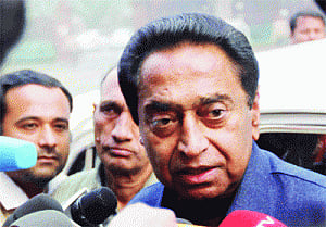 lokpal Bill: Stubborn  SP skips all-party talks