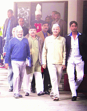 AAP will decide on Congress' reply on its  18-point charter today
