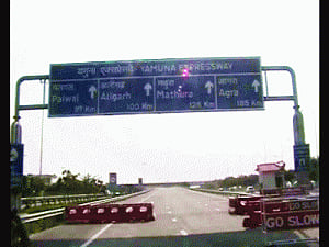 Fog, high-spirited driver cause blind leap of death