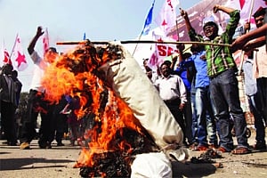Govt's anti-Dalit mentality exposed: Maya