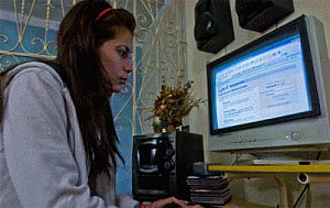 Heavy Internet users show symptoms of addiction
