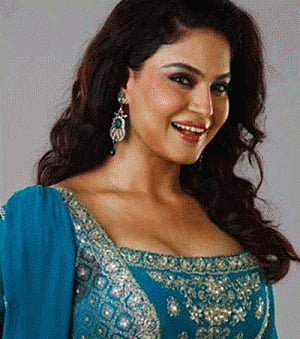 Veena Malik's reception to be private affair